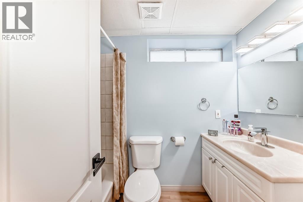 228 Woodside Road Nw, Airdrie, Alberta  T4B 2E2 - Photo 29 - A2271199