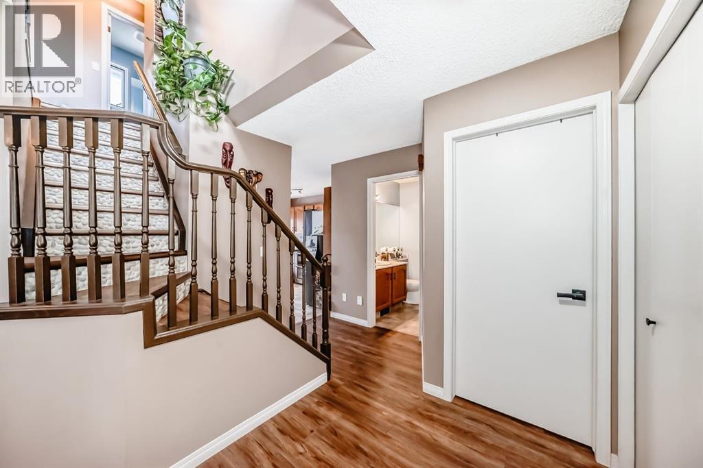 228 Woodside Road Nw, Airdrie, Alberta  T4B 2E2 - Photo 12 - A2271199