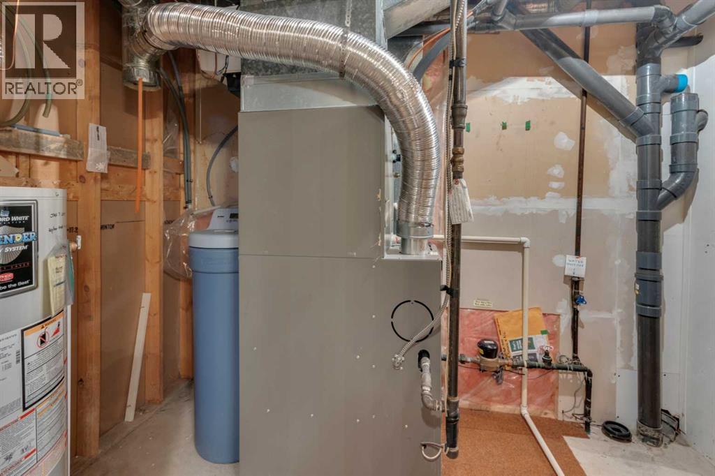 12 Vandoos Villas Nw, Calgary, Alberta  T3A 4W3 - Photo 25 - A2277705