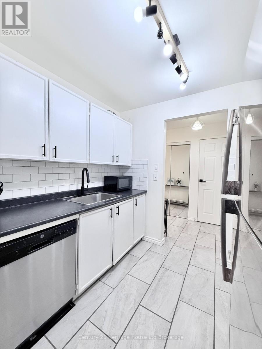 217 - 737 Deveron Crescent, London South, Ontario  N5Z 4X9 - Photo 21 - X12755266