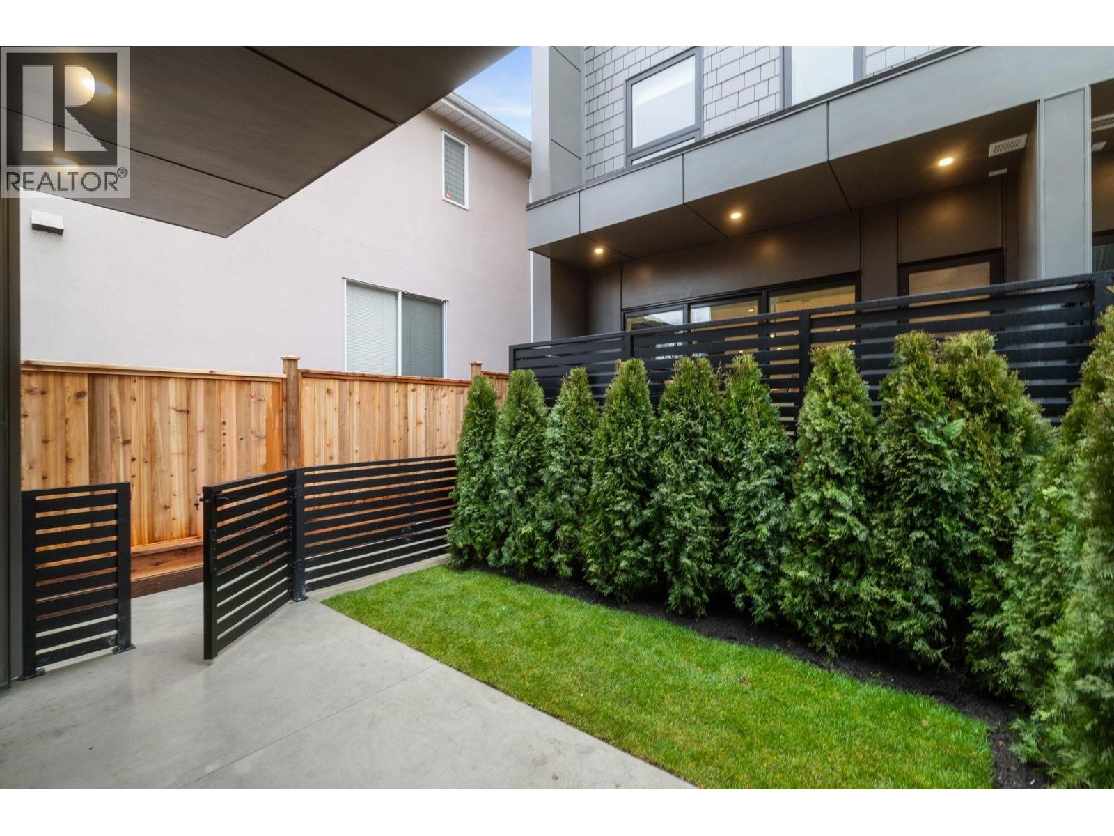 2 2539 Grant Street, Vancouver, British Columbia  V5K 3G6 - Photo 32 - R3086853