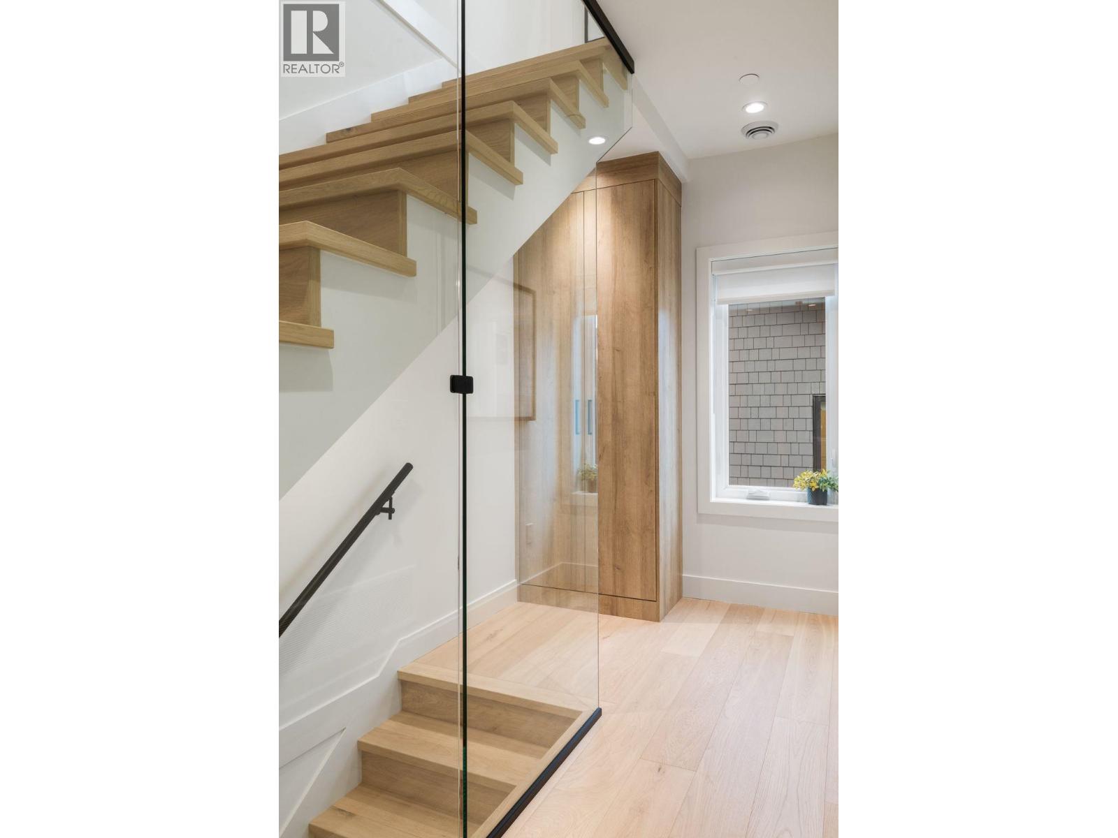 2 2541 Grant Street, Vancouver, British Columbia  V5K 3G6 - Photo 16 - R3086860