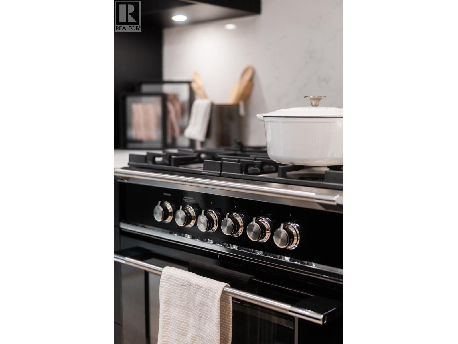 2 2541 Grant Street, Vancouver, British Columbia  V5K 3G6 - Photo 8 - R3086860