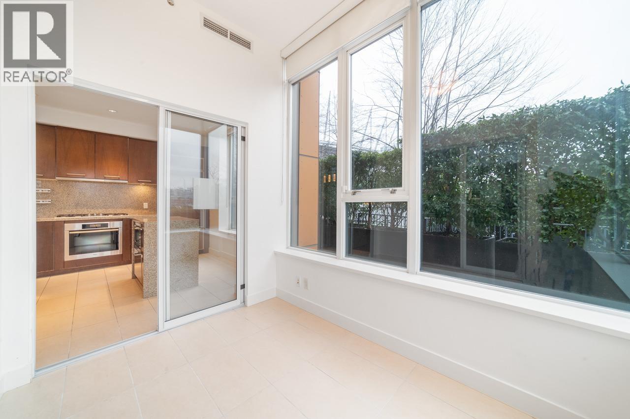 100 9 Smithe Mews, Vancouver, British Columbia  V6B 0B6 - Photo 22 - R3086861