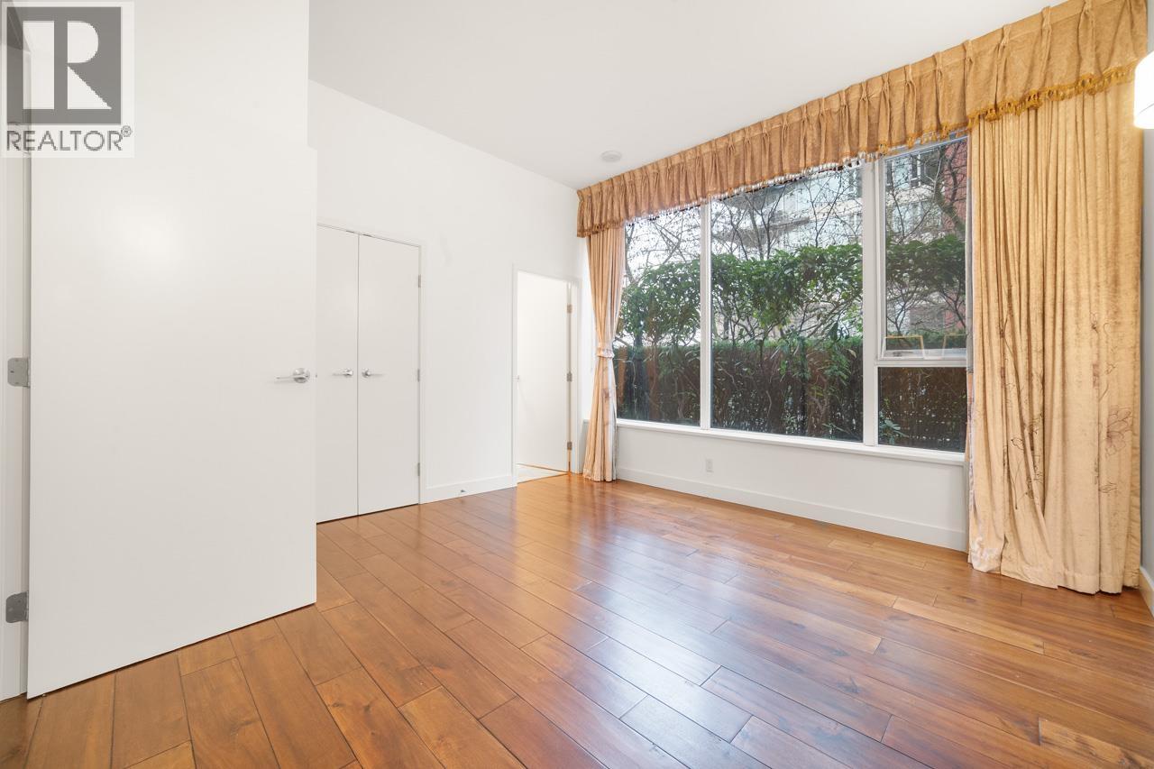 100 9 Smithe Mews, Vancouver, British Columbia  V6B 0B6 - Photo 32 - R3086861