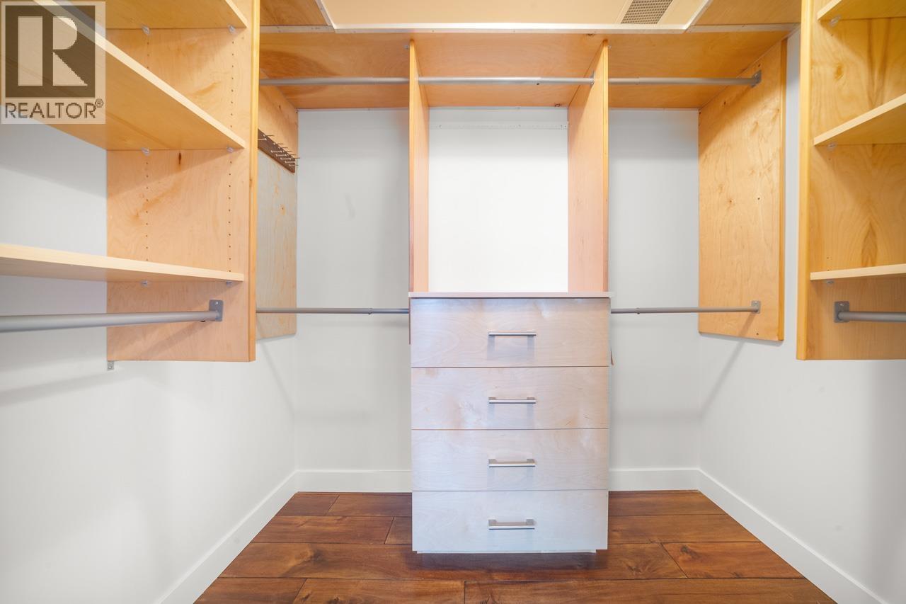 100 9 Smithe Mews, Vancouver, British Columbia  V6B 0B6 - Photo 35 - R3086861