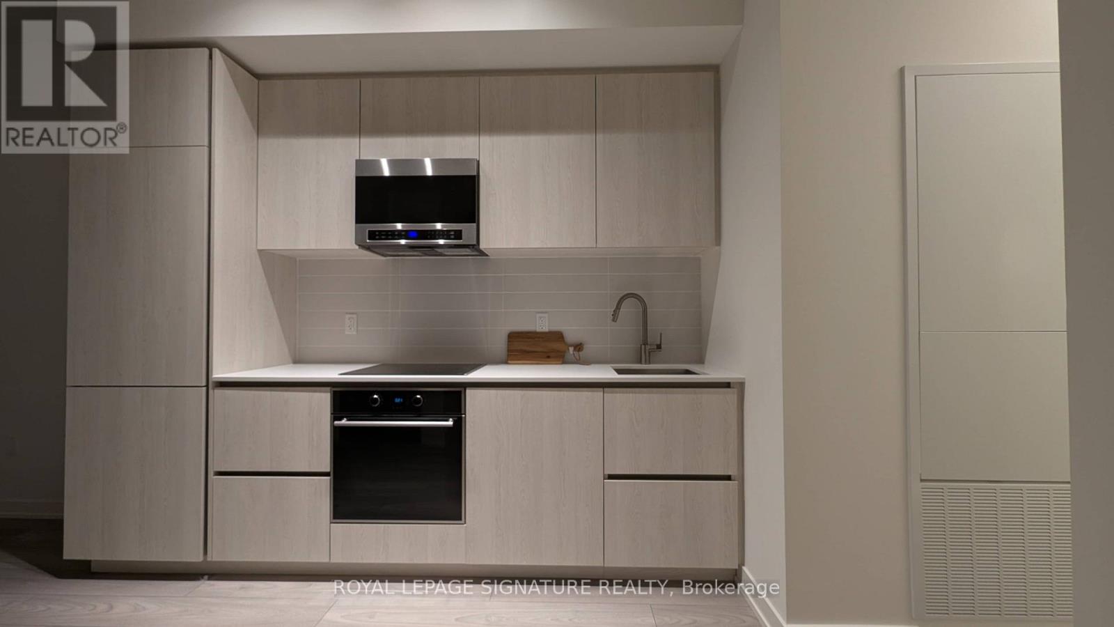 808 - 120 Broadway Avenue, Toronto, Ontario  M4P 0E9 - Photo 4 - C12760084