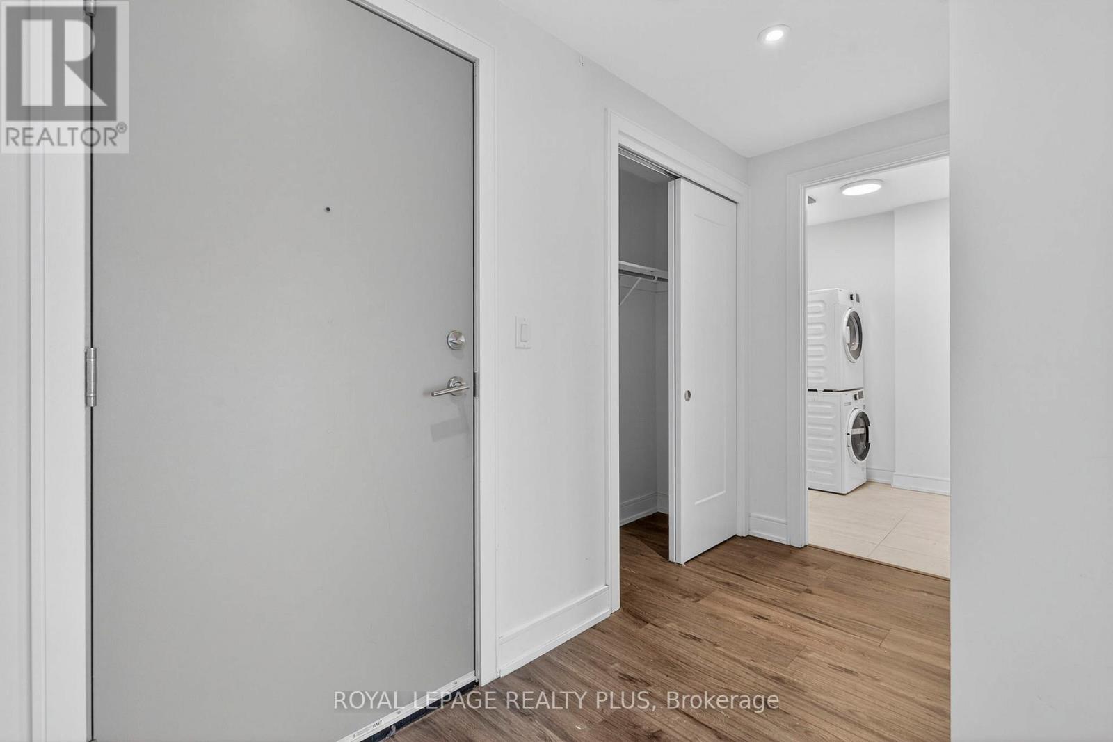 616 - 185 Dunlop Street E, Barrie (Lakeshore), Ontario  L4M 0L7 - Photo 8 - S12760110