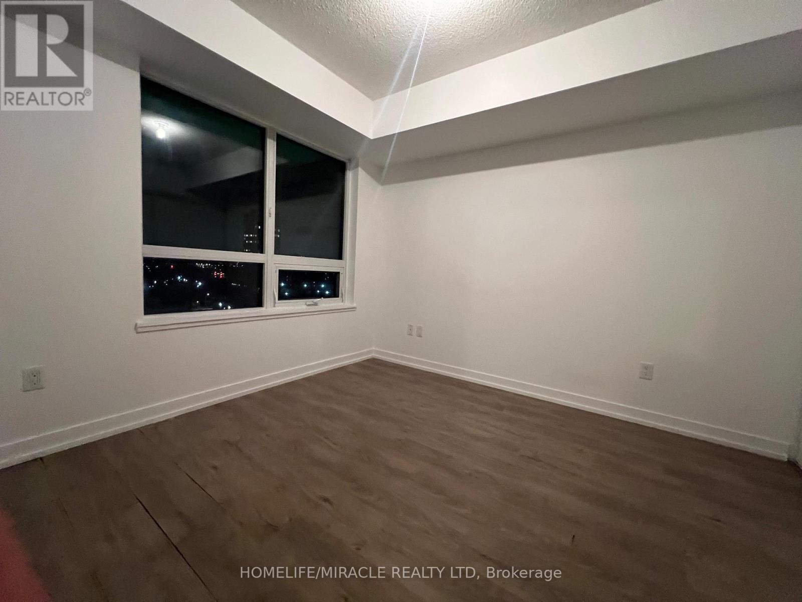 908 - 1420 Dupont Road, Toronto, Ontario  P1B 8Z4 - Photo 10 - W12760082