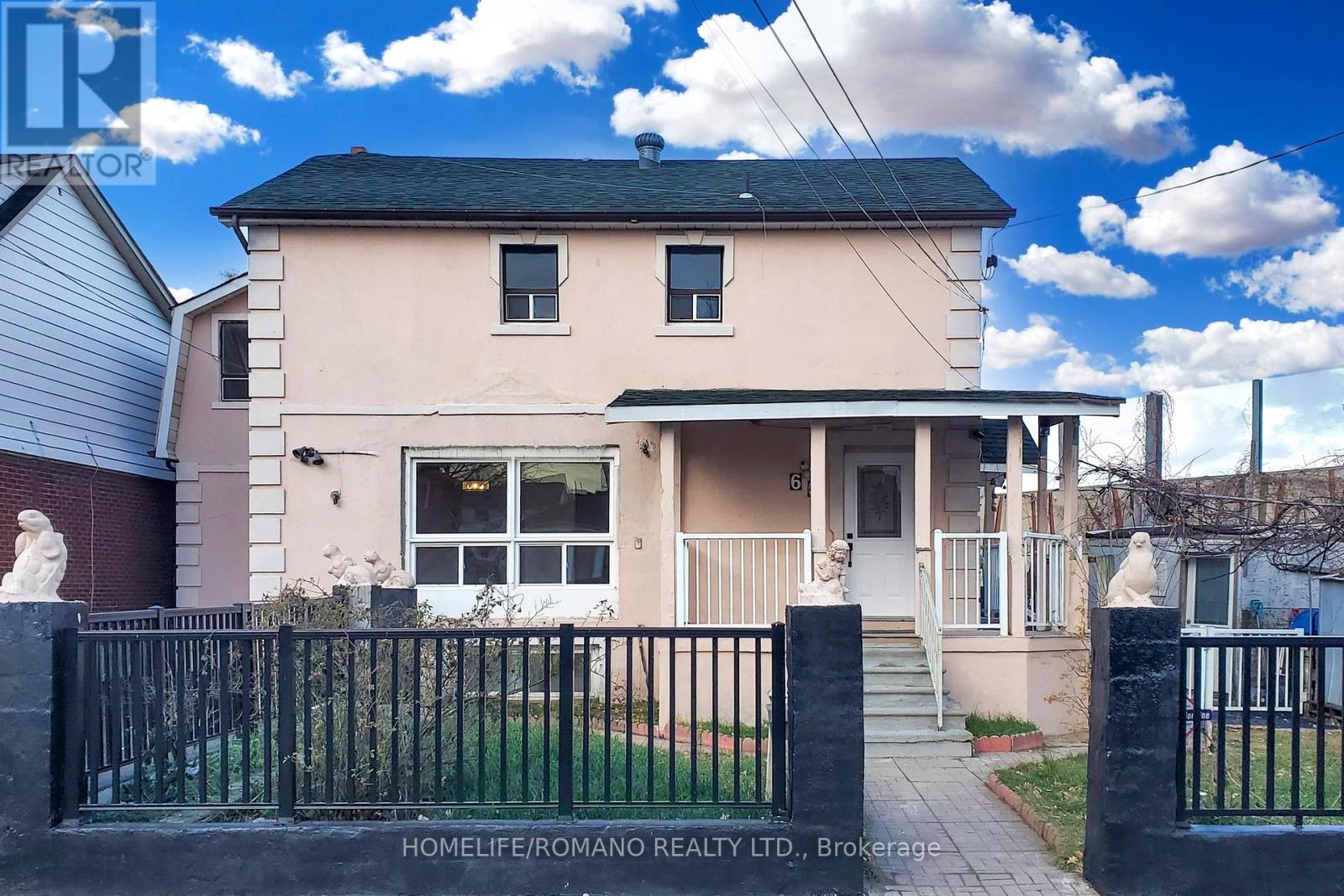 66 Mahoney Avenue, Toronto, Ontario  M6M 2H4 - Photo 3 - W12760086