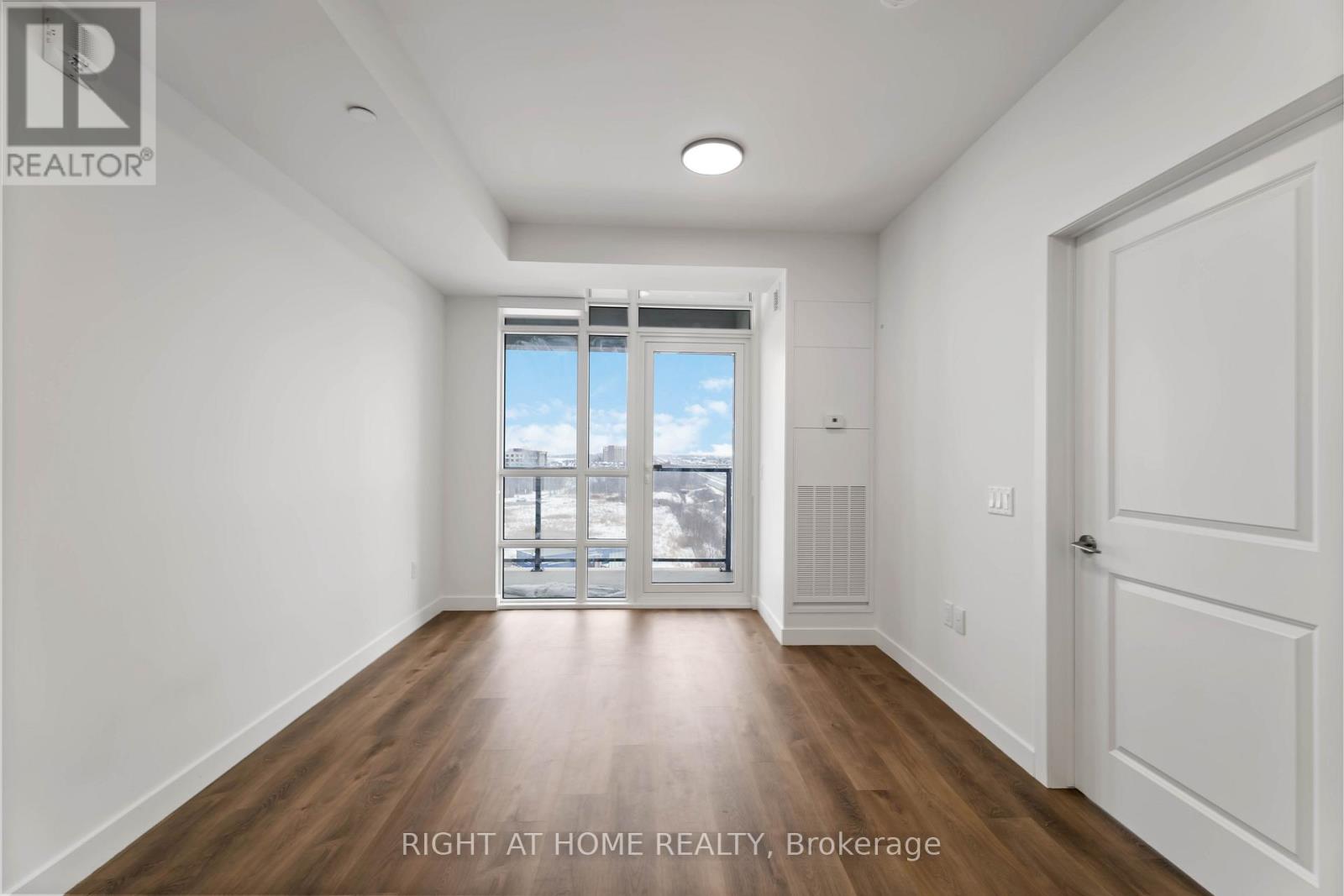 717 - 461 Green Road, Hamilton, Ontario  L8E 5B4 - Photo 6 - X12760106