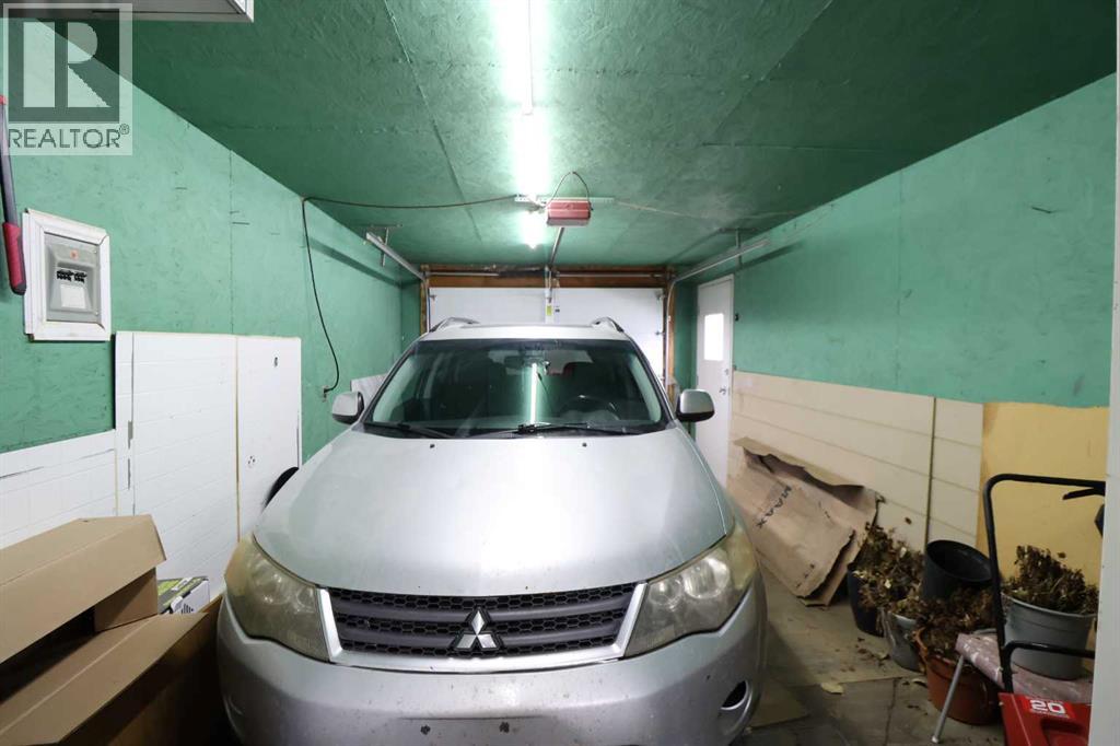 317 4 St, Bow Island, Alberta  T0K 0G0 - Photo 16 - A2284087