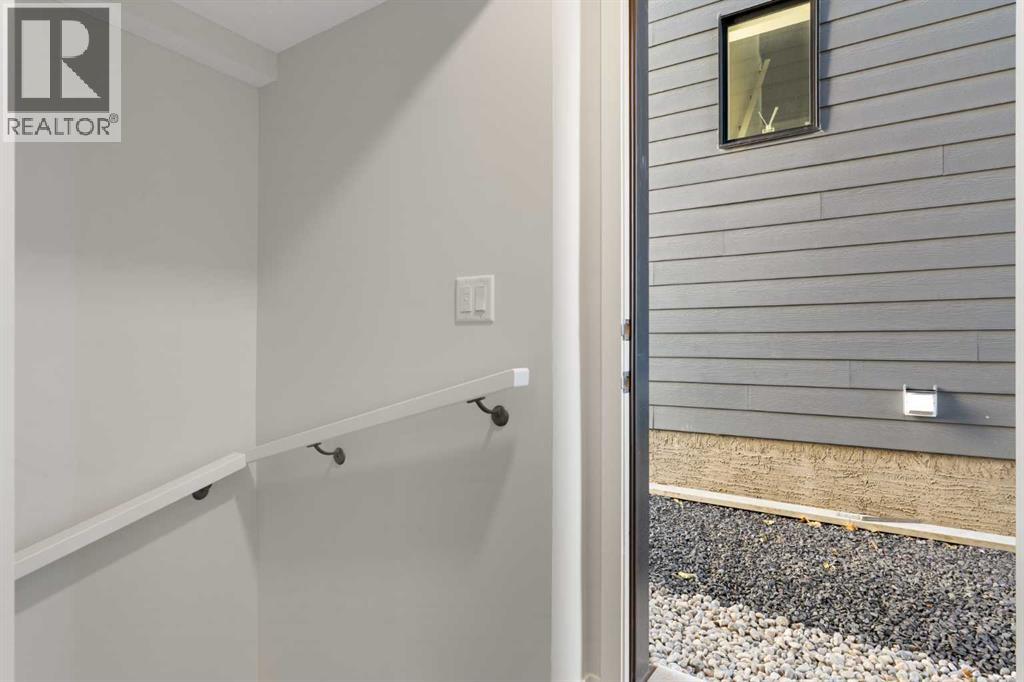 218 West Grove Lane Sw, Calgary, Alberta  T3H 6E3 - Photo 39 - A2269417