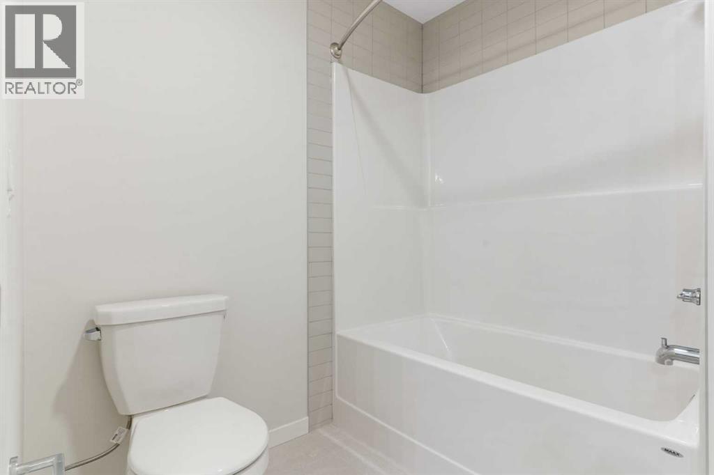 218 West Grove Lane Sw, Calgary, Alberta  T3H 6E3 - Photo 35 - A2269417