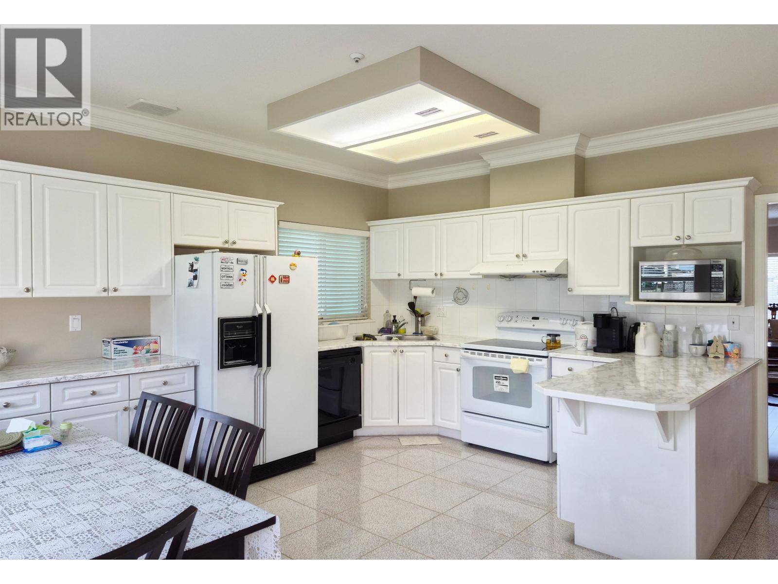 8162 Haig Street, Vancouver, British Columbia  V6P 4R9 - Photo 9 - R3086211