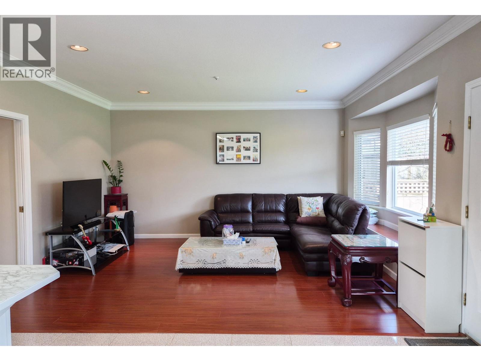 8162 Haig Street, Vancouver, British Columbia  V6P 4R9 - Photo 5 - R3086211