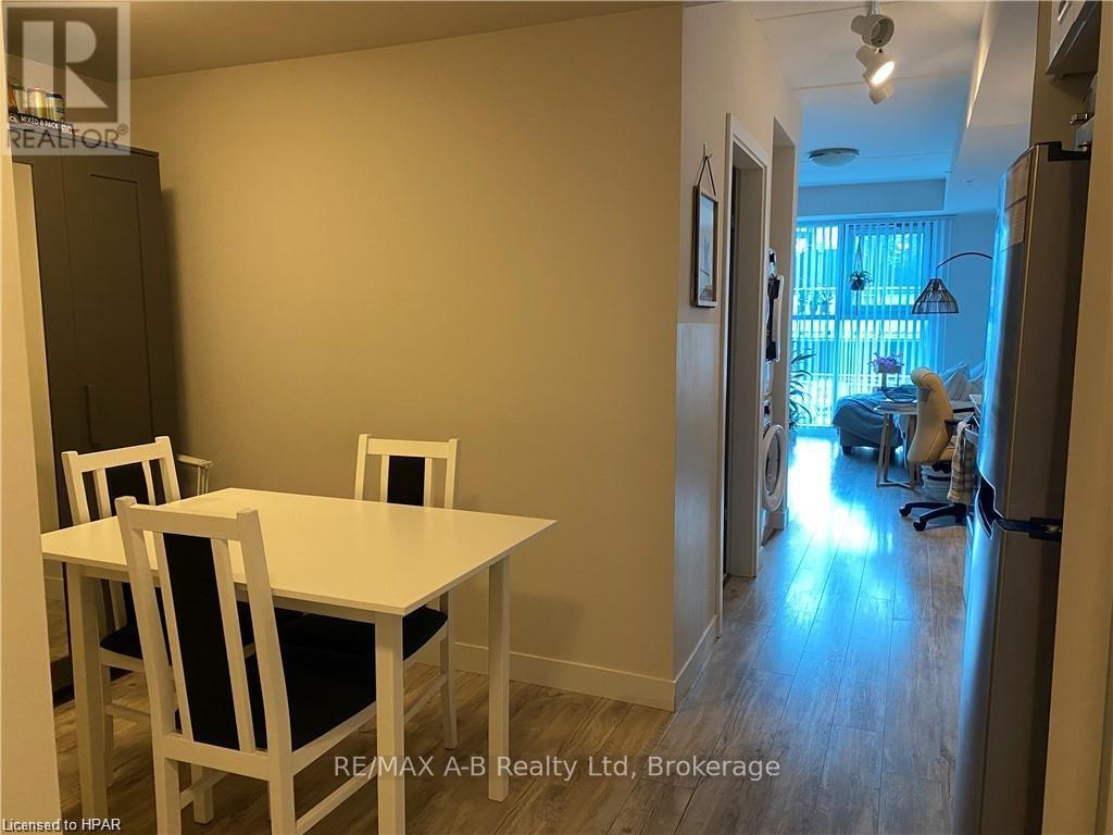 320 - 257 Hemlock Street, Waterloo, Ontario  N2L 0K2 - Photo 11 - X12760152