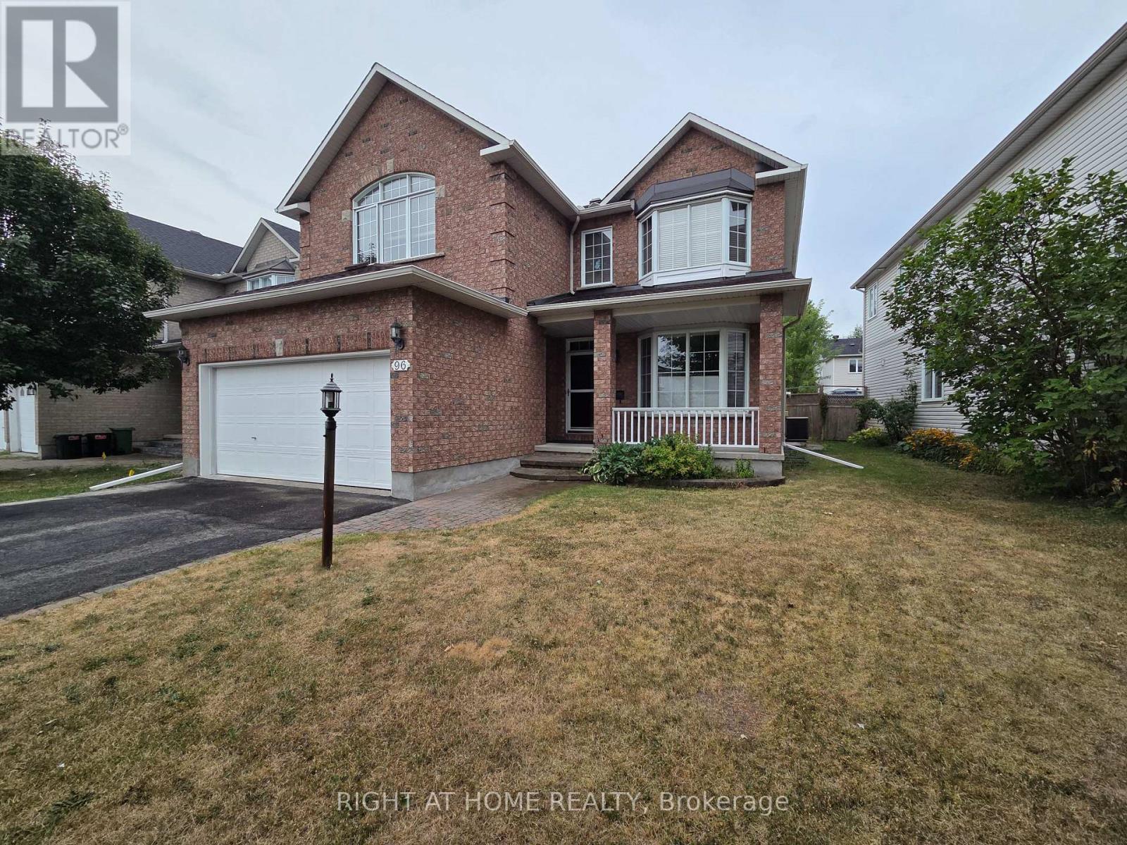 96 MAPLE STAND WAY, Ottawa, Ontario