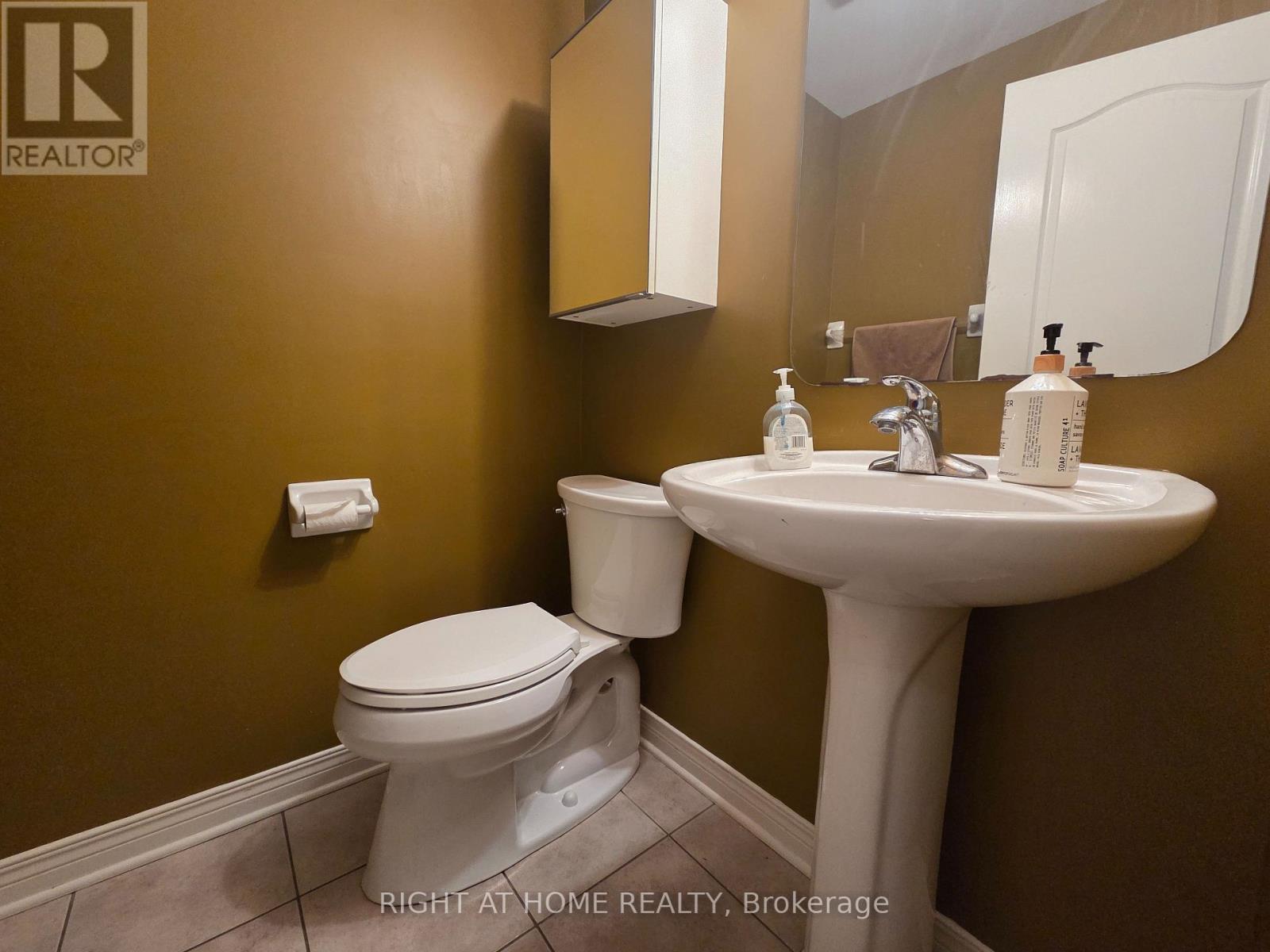 96 Maple Stand Way, Ottawa, Ontario  K2G 6R3 - Photo 15 - X12760128