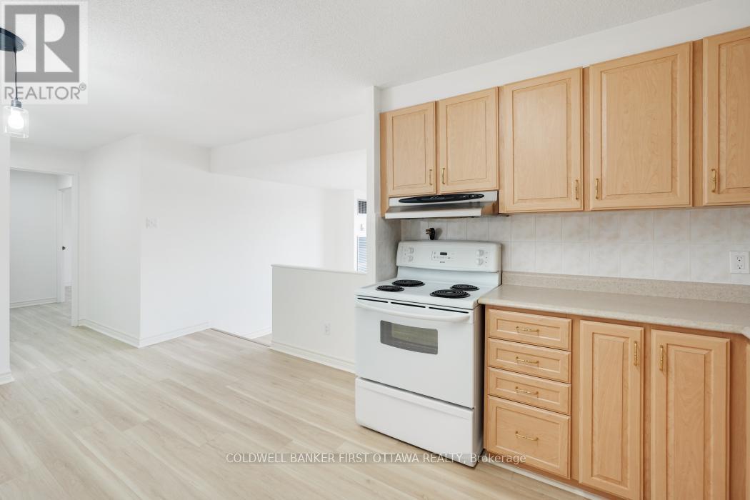1107 - 1100 Ambleside Drive, Ottawa, Ontario  K2B 8G6 - Photo 10 - X12760138