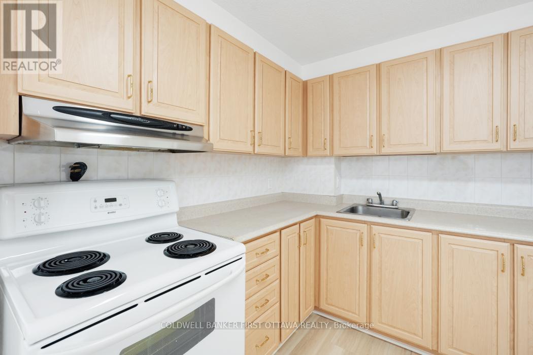 1107 - 1100 Ambleside Drive, Ottawa, Ontario  K2B 8G6 - Photo 9 - X12760138
