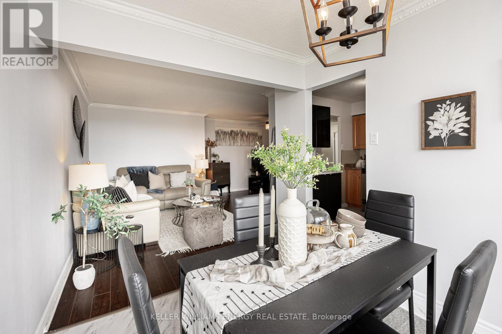 1606 - 41 Markbrook Lane, Toronto, Ontario  M9V 5E6 - Photo 10 - W12760124