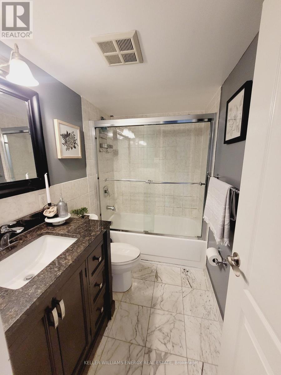 1606 - 41 Markbrook Lane, Toronto, Ontario  M9V 5E6 - Photo 18 - W12760124