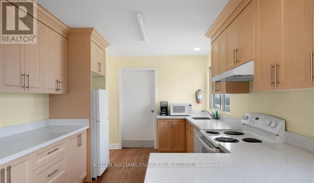 1606 - 41 Markbrook Lane, Toronto, Ontario  M9V 5E6 - Photo 38 - W12760124