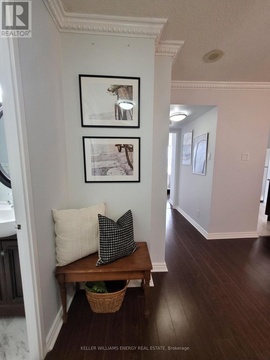 1606 - 41 Markbrook Lane, Toronto, Ontario  M9V 5E6 - Photo 4 - W12760124