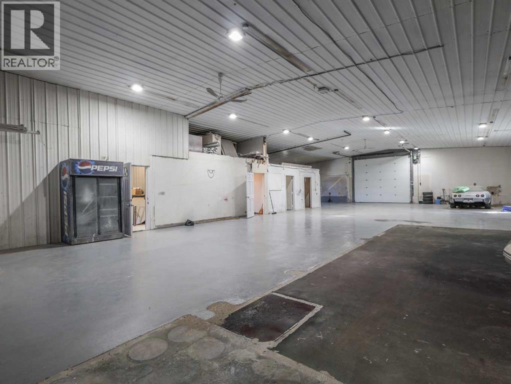 24 Railway Avenue, Erskine, Alberta  T0C 1C0 - Photo 12 - A2252164