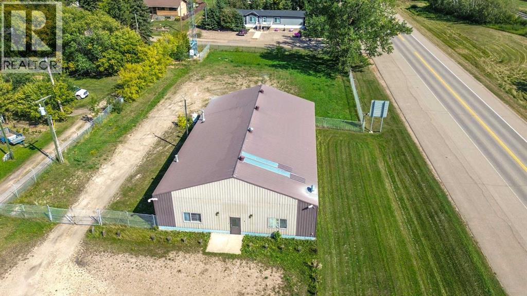 24 Railway Avenue, Erskine, Alberta  T0C 1C0 - Photo 4 - A2252164