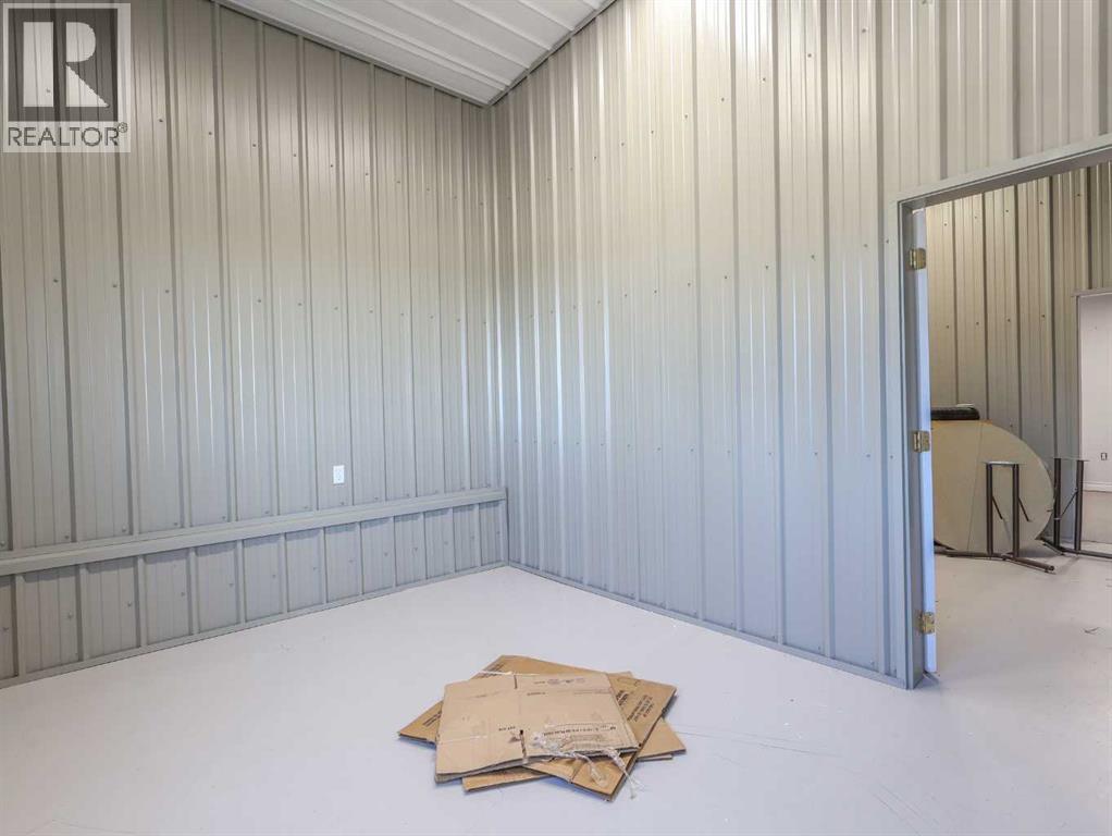 24 Railway Avenue, Erskine, Alberta  T0C 1C0 - Photo 24 - A2252164