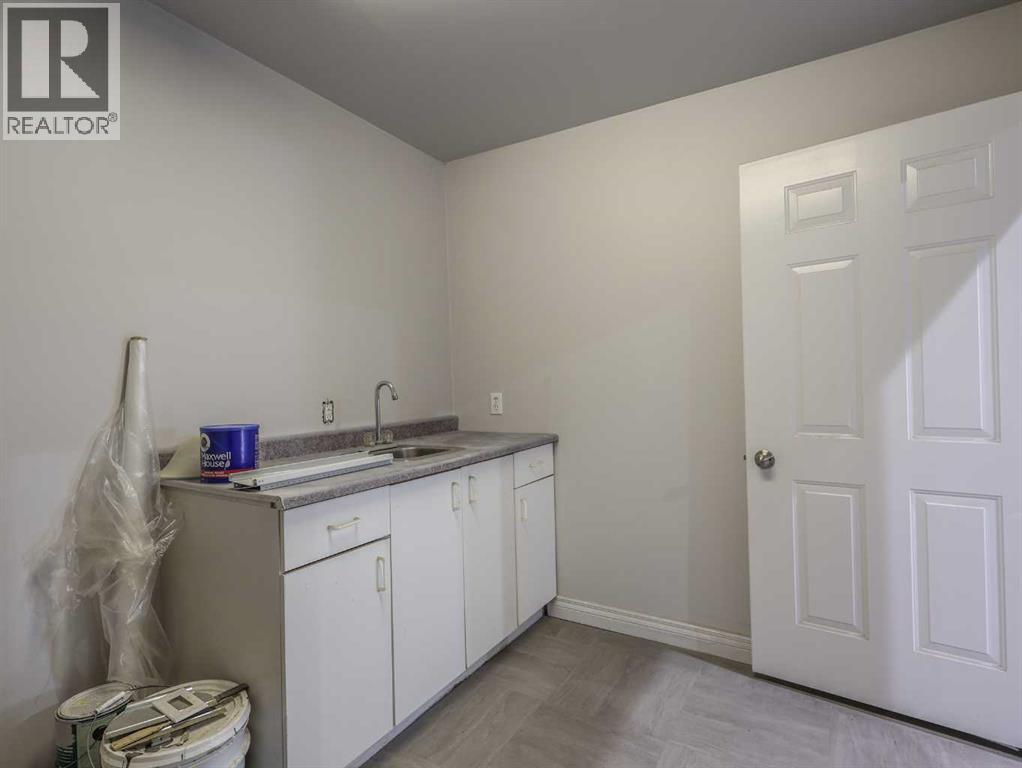 24 Railway Avenue, Erskine, Alberta  T0C 1C0 - Photo 37 - A2252164