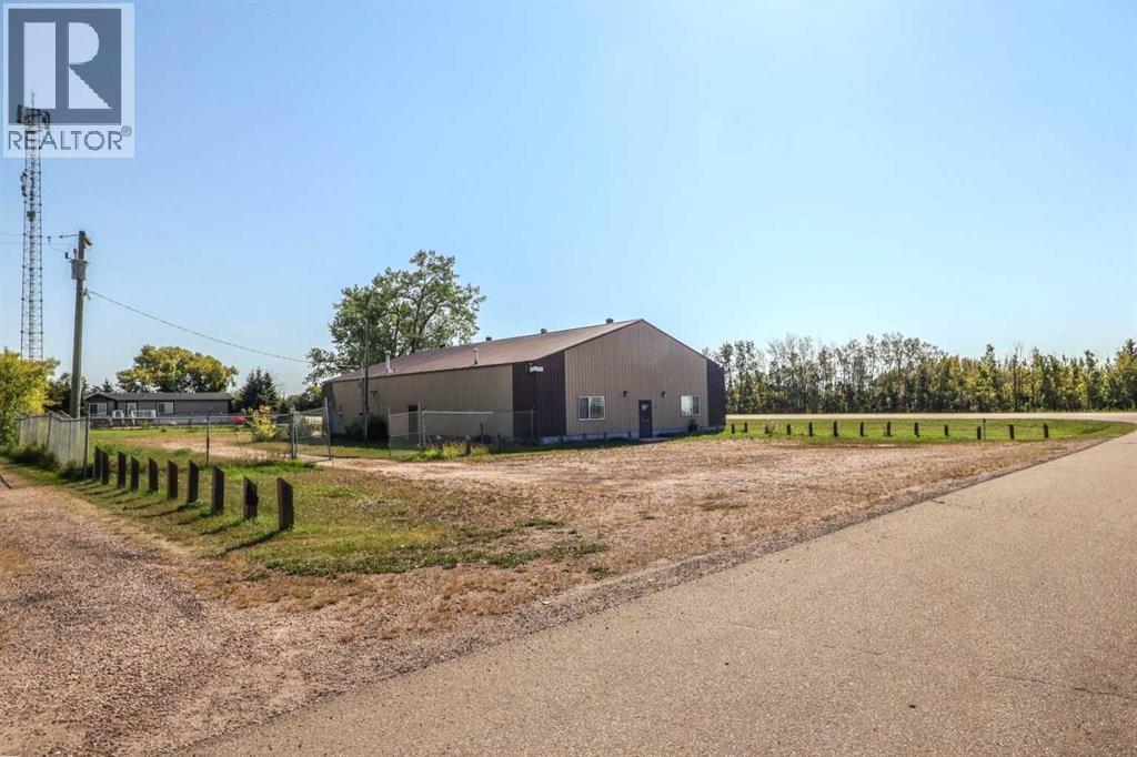 24 Railway Avenue, Erskine, Alberta  T0C 1C0 - Photo 42 - A2252164