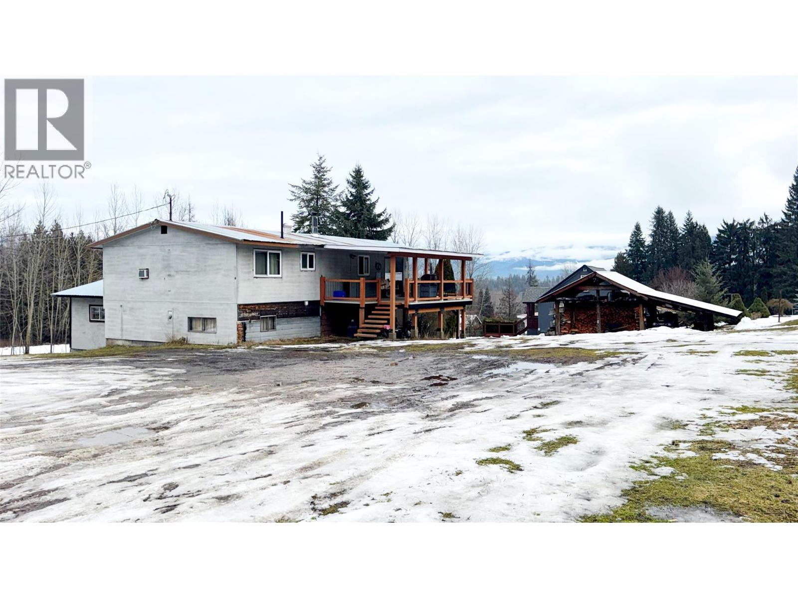 4219 Casino Road, Trail, British Columbia  V1R 4X3 - Photo 3 - 10373846