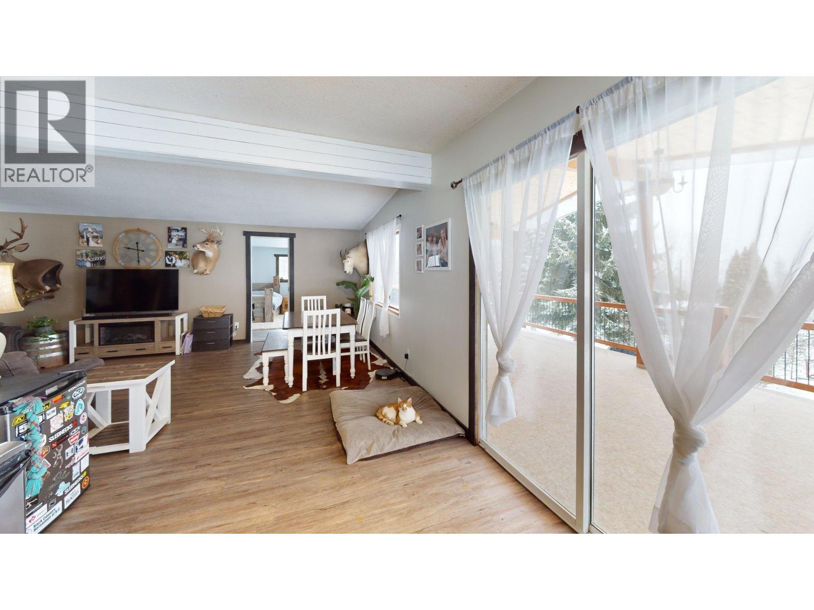 4219 Casino Road, Trail, British Columbia  V1R 4X3 - Photo 10 - 10373846