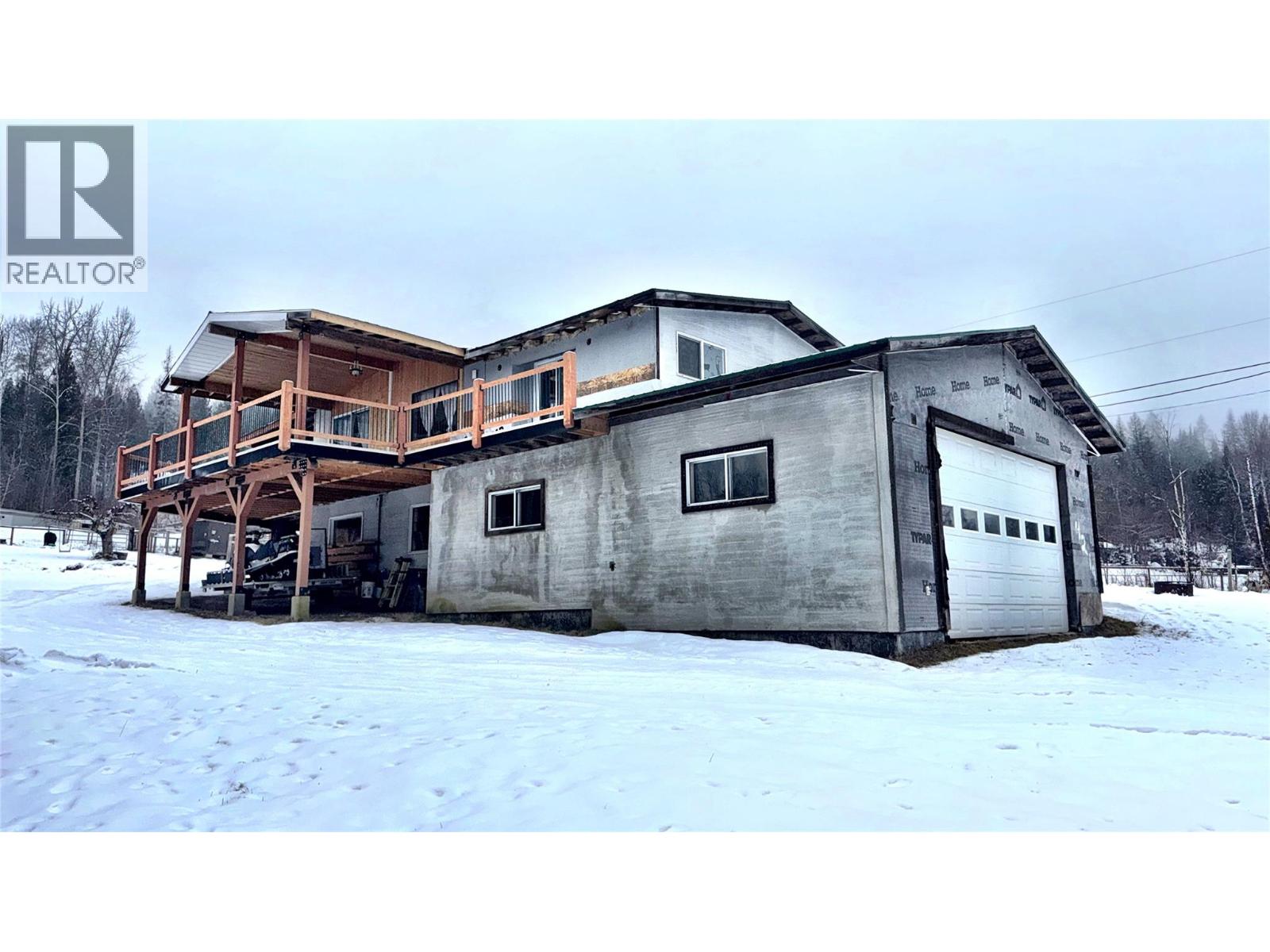 4219 Casino Road, Trail, British Columbia  V1R 4X3 - Photo 2 - 10373846