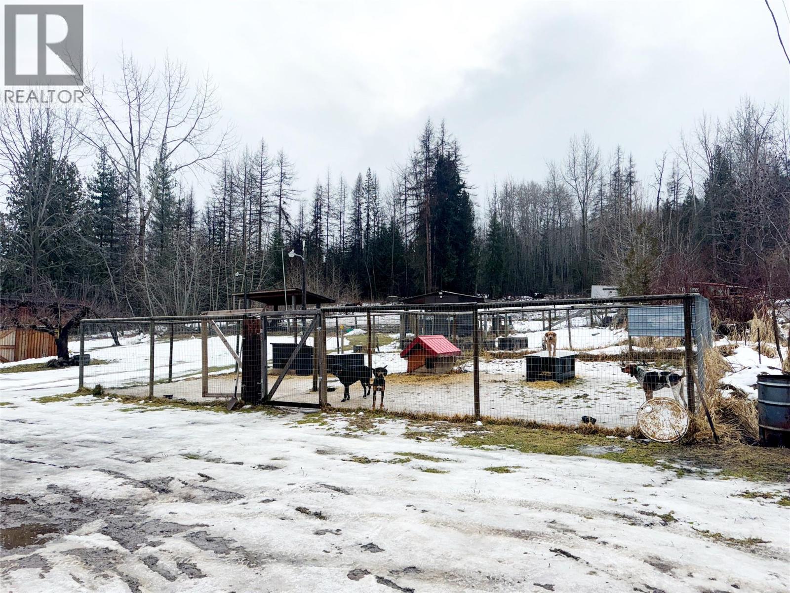 4219 Casino Road, Trail, British Columbia  V1R 4X3 - Photo 53 - 10373846