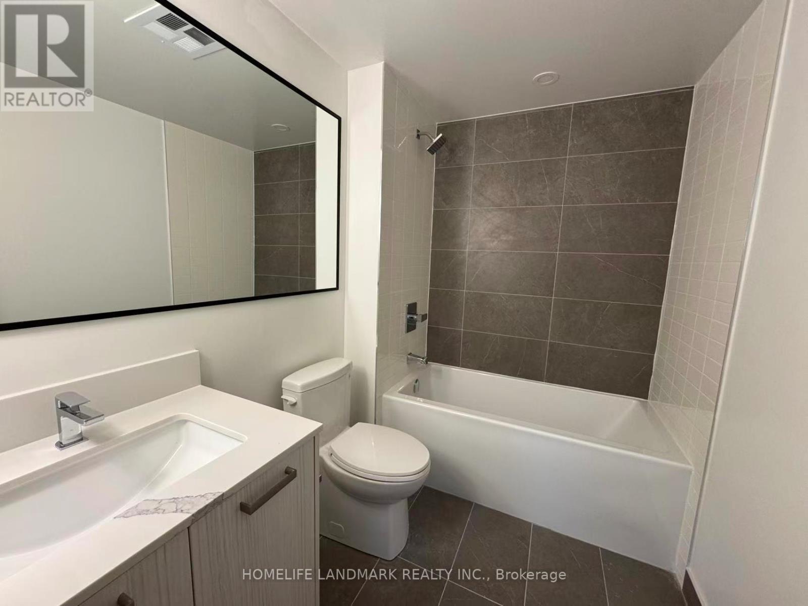 136 - 69 Curlew Drive, Toronto, Ontario  M3A 2P8 - Photo 7 - C12760136