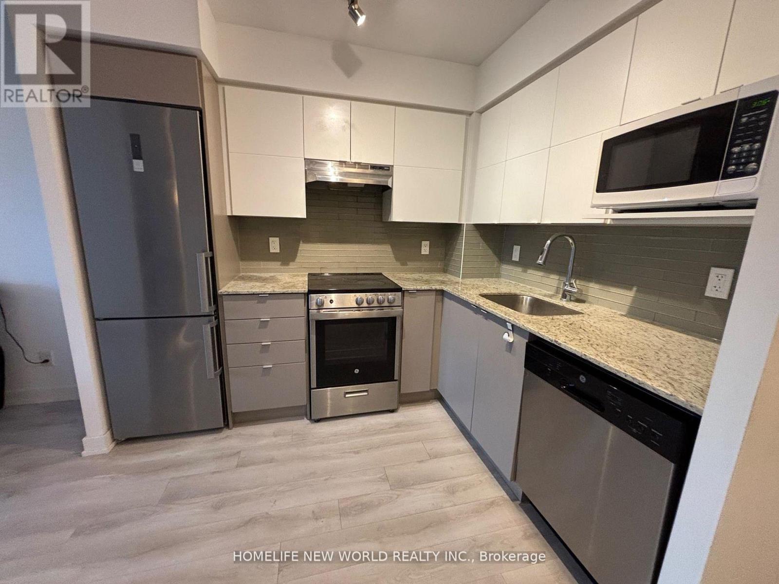 524 - 120 Varna Drive, Toronto, Ontario  M6A 0B3 - Photo 6 - C12760160