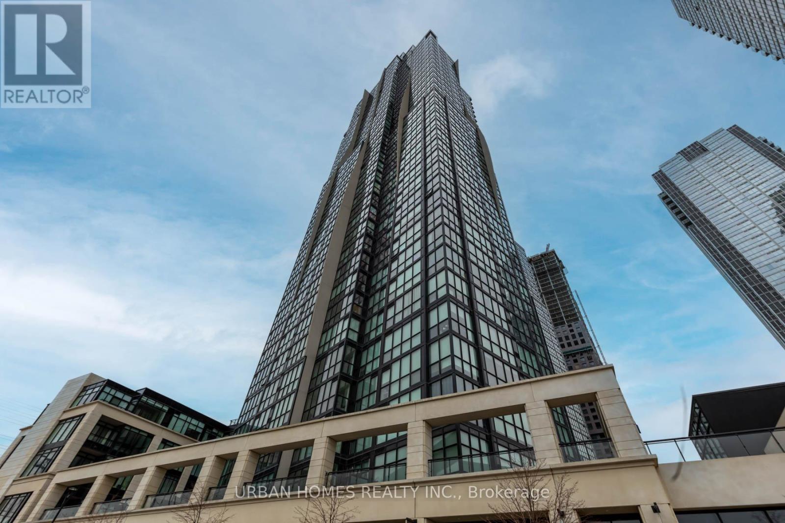 2605 - 2900 HIGHWAY 7 ROAD, Vaughan, Ontario