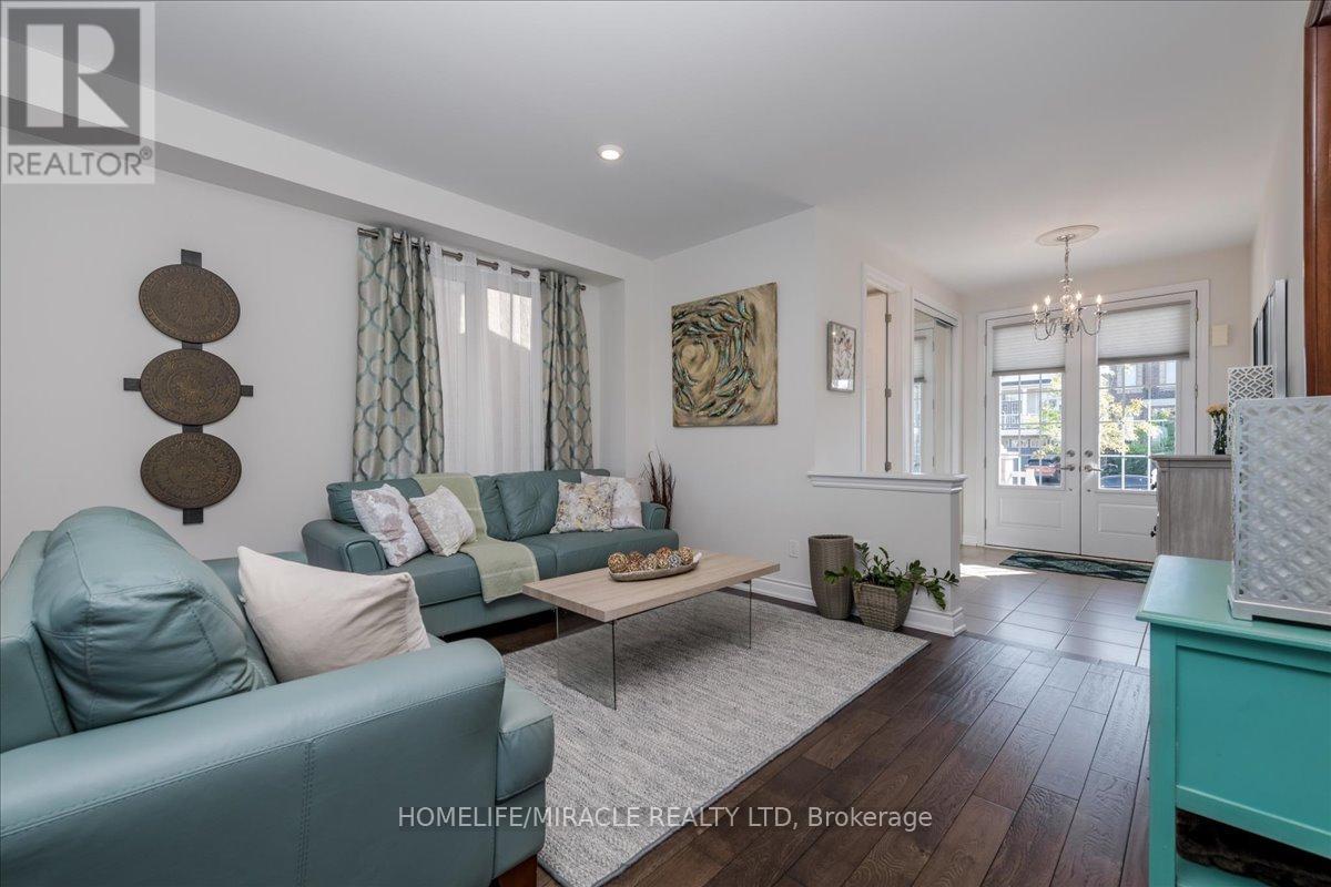 4 Kennedy Boulevard, New Tecumseth, Ontario  L9R 0L4 - Photo 4 - N12760118