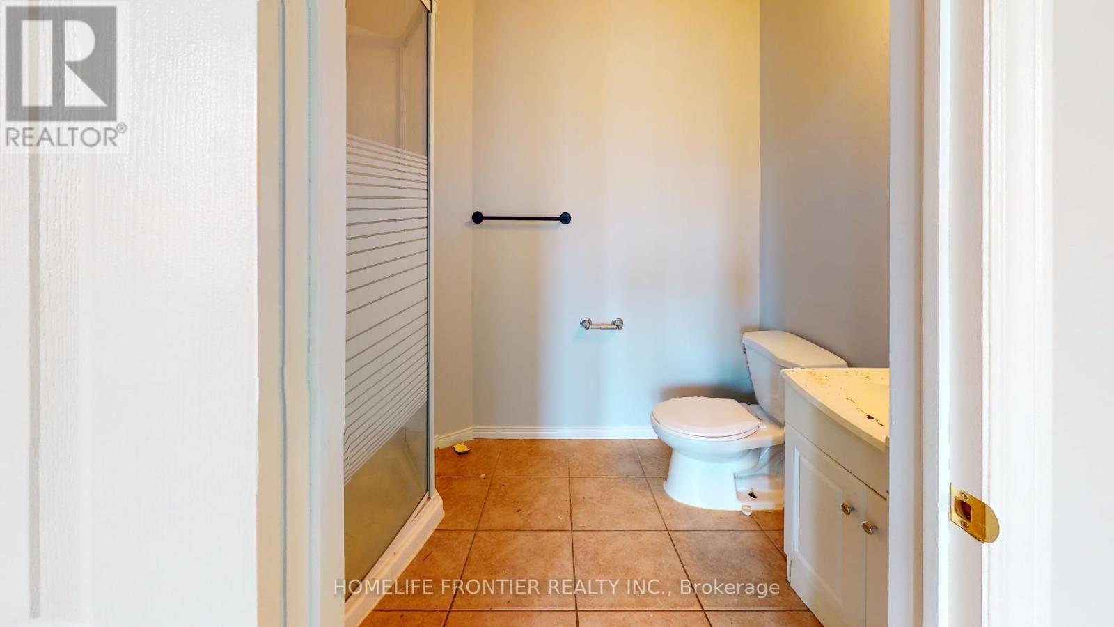 9 Elia Lane, Toronto, Ontario  M3J 0E5 - Photo 8 - W12760120