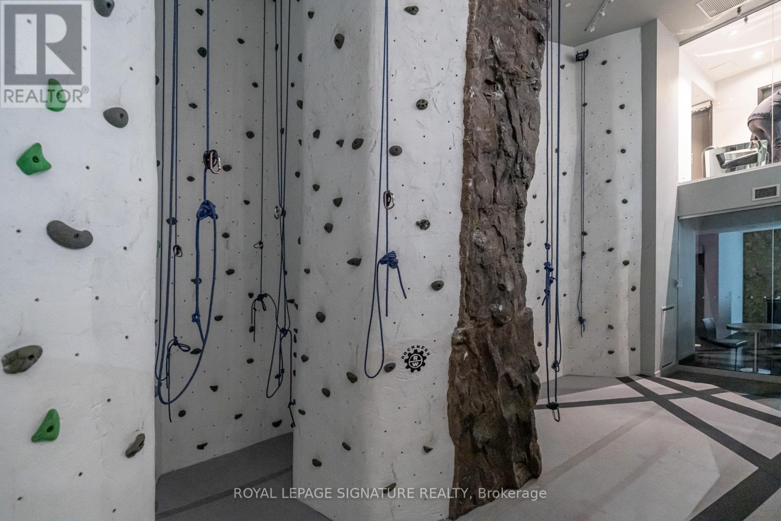 836 - 1830 Bloor Street W, Toronto, Ontario  M6P 0A2 - Photo 35 - W12760122