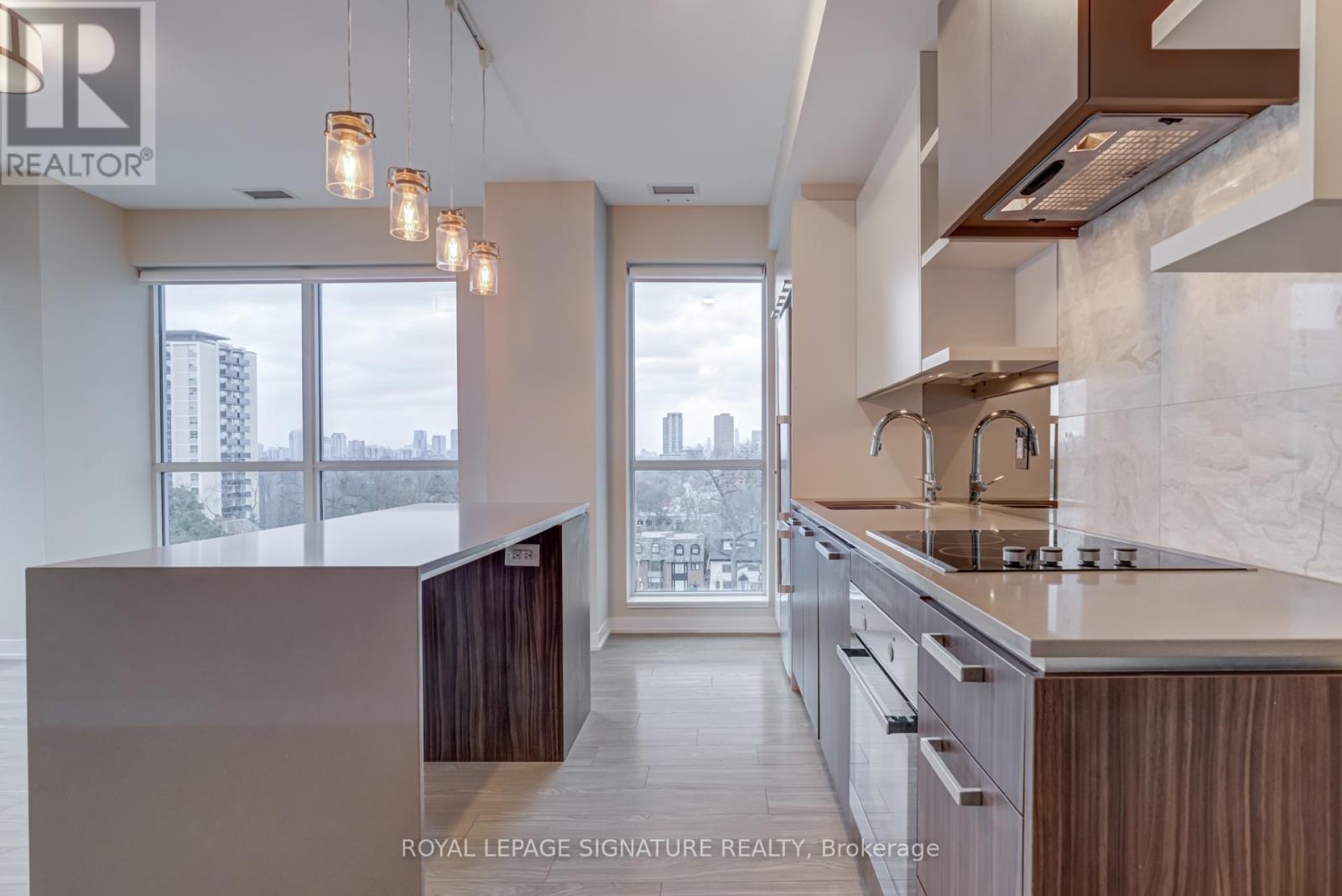 836 - 1830 Bloor Street W, Toronto, Ontario  M6P 0A2 - Photo 8 - W12760122