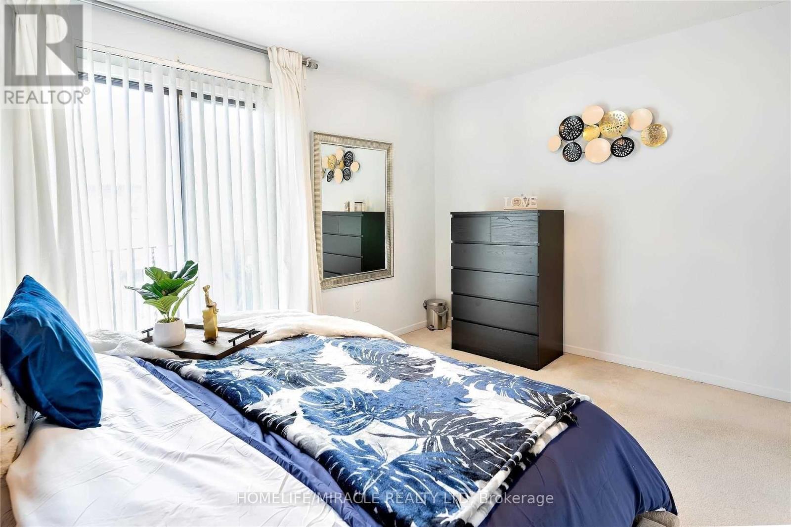 30 Brownridge Crescent, Toronto, Ontario  M9V 4M5 - Photo 21 - W12760140