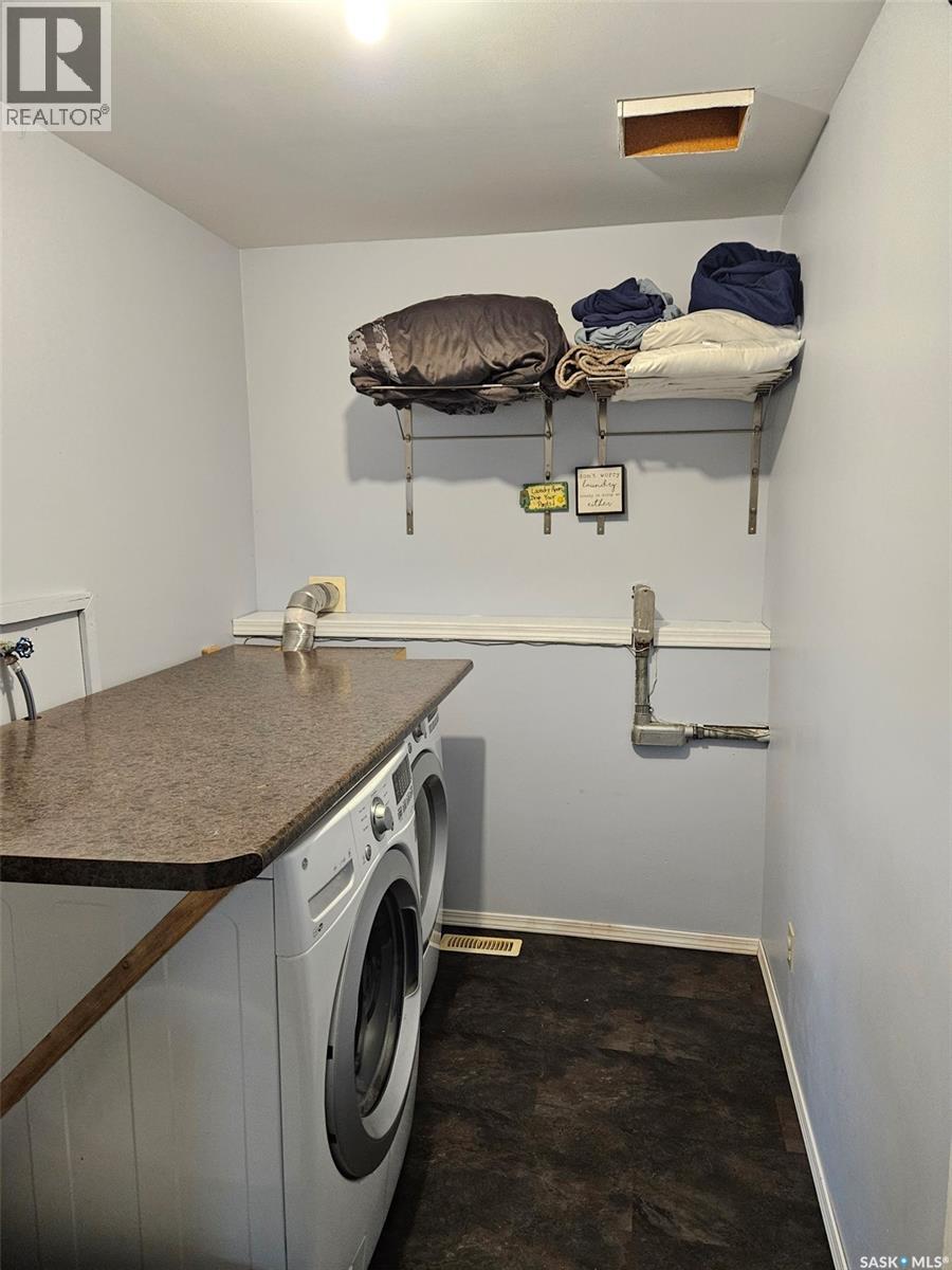 35 Mountain Drive, Carlyle, Saskatchewan  S0C 0R0 - Photo 26 - SK027956