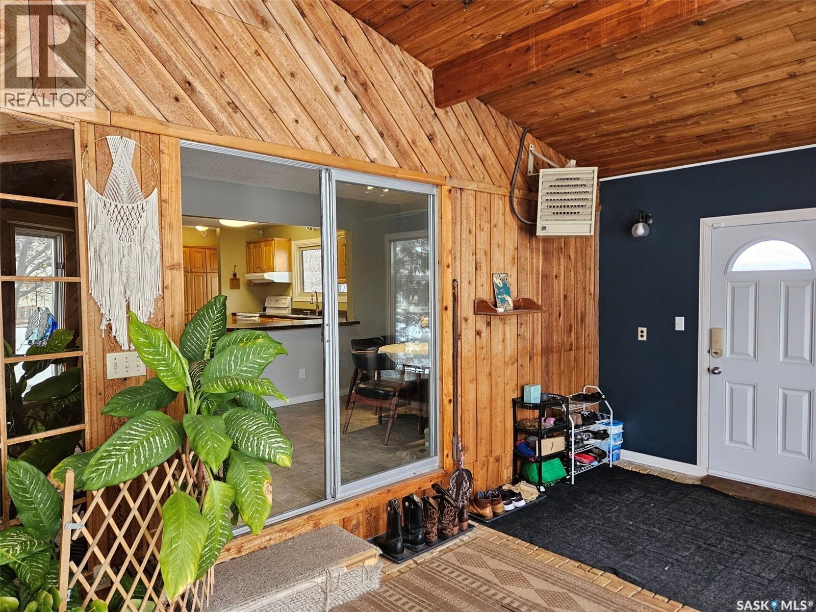 35 Mountain Drive, Carlyle, Saskatchewan  S0C 0R0 - Photo 7 - SK027956