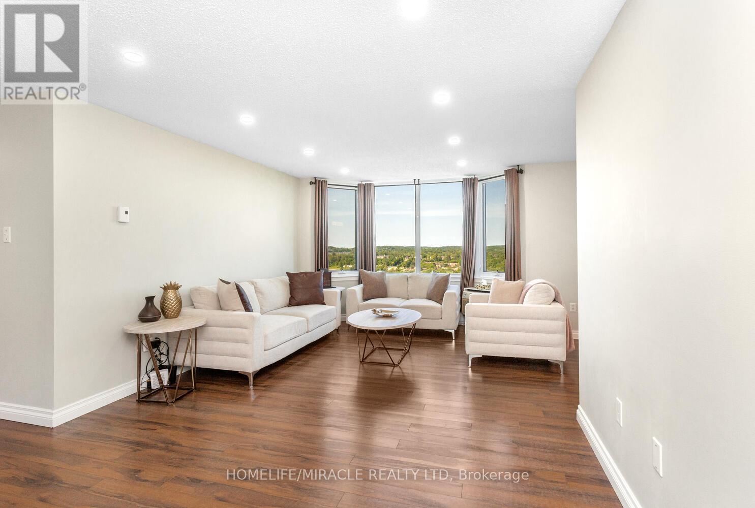 1705 - 35 Green Valley Drive, Kitchener, Ontario  N2P 2A5 - Photo 10 - X12760126