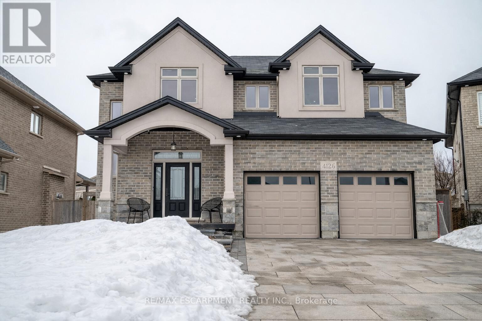 4126 Prokich Court, Lincoln, Ontario  L3J 0M1 - Photo 1 - X12760154